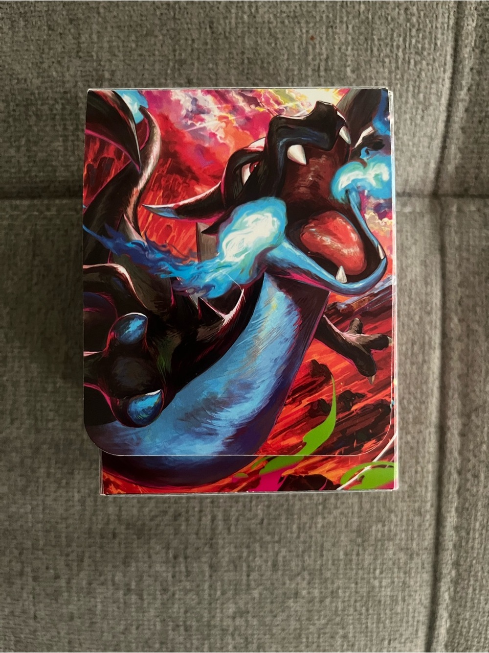 Pokémon TCG Phantasmal Flames UPC Deck Box open